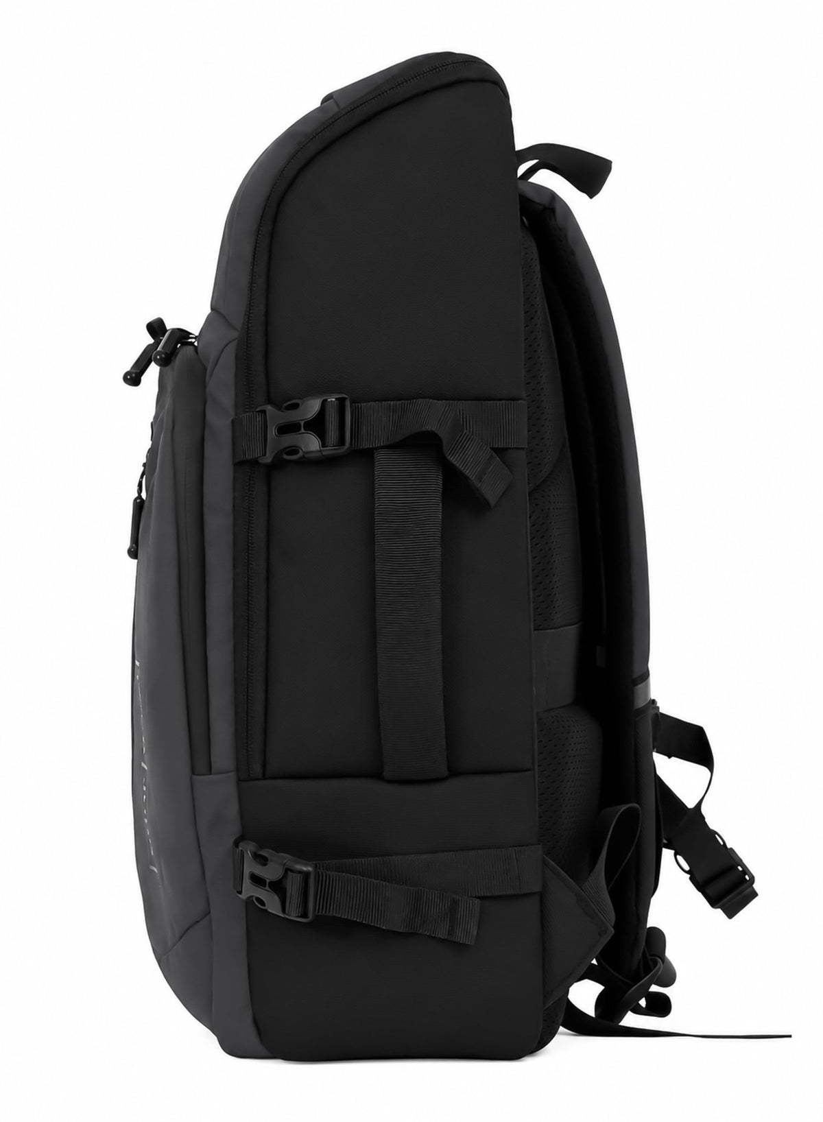 18-Inch Travel Backpack with Laptop Sleeve - Cargo's Cargo