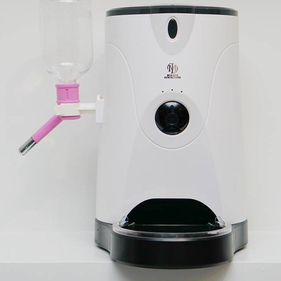 Automatic Pet Feeder - Cargo's Cargo